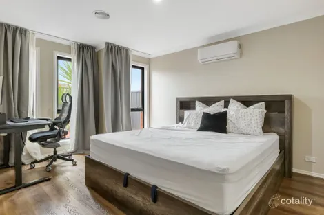 Property photo of 23 Kinglake Crescent Craigieburn VIC 3064