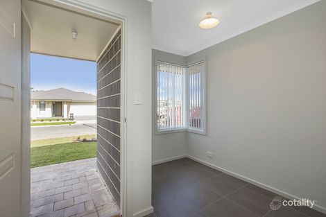 Property photo of 34 Rawlings Circuit Evanston SA 5116