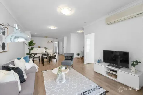 Property photo of 43/10 Vernon Terrace Teneriffe QLD 4005