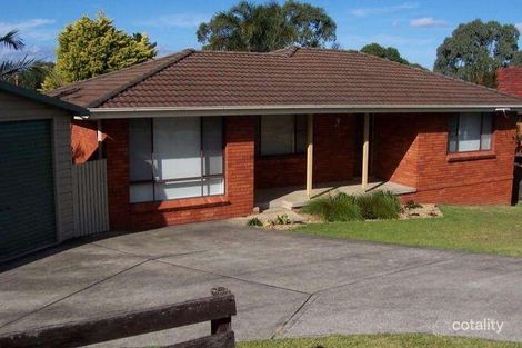 19 Beveles Ave, Unanderra, NSW 2526