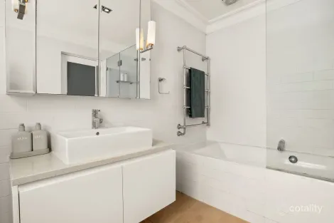 Property photo of 24 Heeley Street Paddington NSW 2021