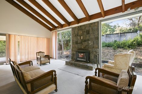 Property photo of 19 McCutcheon Close Mount Eliza VIC 3930