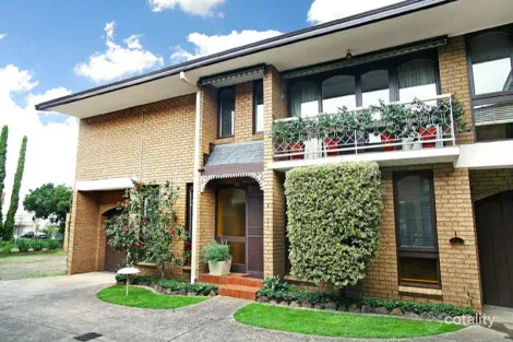 Property photo of 1/10 St Georges Road Armadale VIC 3143