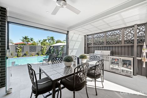 Property photo of 35 Shoreside Close Birkdale QLD 4159