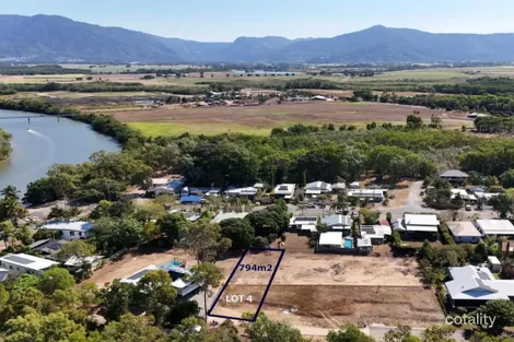 18d Devlex Ct, Machans Beach, QLD 4878