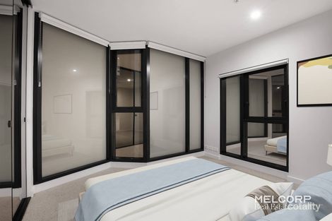 Property photo of 1401/151 Berkeley Street Melbourne VIC 3000