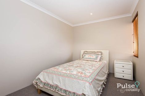 Property photo of 16A Rivett Way Brentwood WA 6153