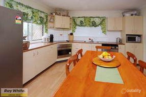 Property photo of 10 Arilpa Crescent Ferny Hills QLD 4055