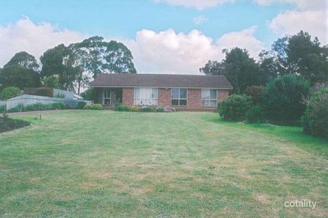 9 South St, Beaufort, VIC 3373