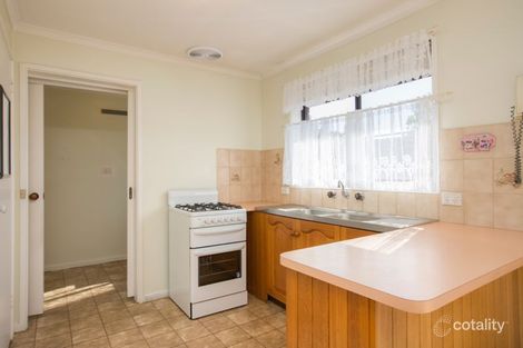 Property photo of 2/37 Cranbourne Drive Cranbourne VIC 3977