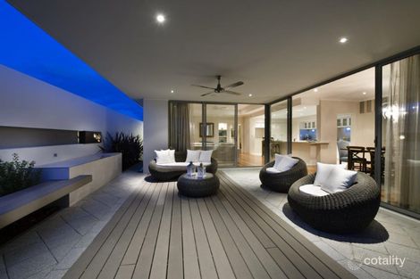 3 Rochdale Rd, Mount Claremont, WA 6010