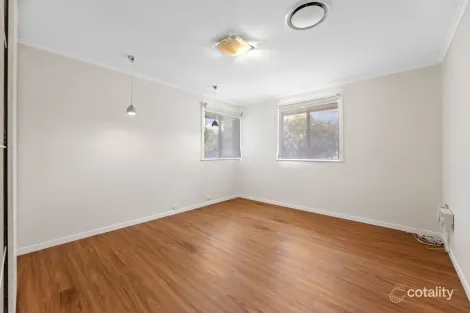 Property photo of 47 Llewellyn Street Centenary Heights QLD 4350