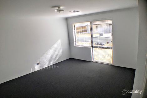 Property photo of 10 Ametrine Street Treeby WA 6164