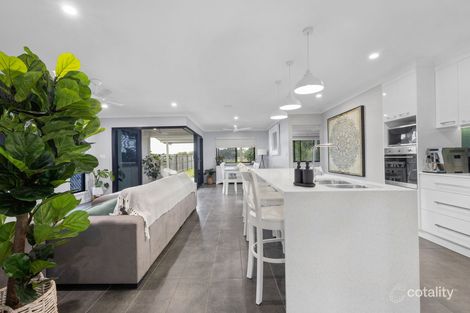 Property photo of 18 Darcy Boulevard Beaconsfield QLD 4740