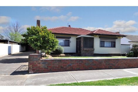 33 Cumberland St, Sunshine North, VIC 3020