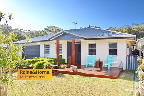Property photo of 17 Yulgilbar Place South West Rocks NSW 2431