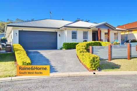 Property photo of 17 Yulgilbar Place South West Rocks NSW 2431