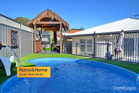 Property photo of 17 Yulgilbar Place South West Rocks NSW 2431