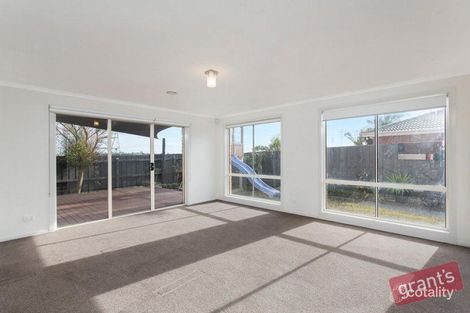 Property photo of 102 Langbourne Drive Narre Warren South VIC 3805