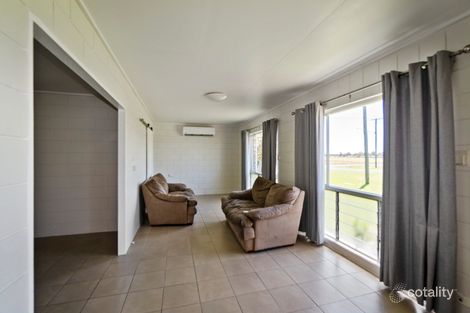 Property photo of 11 Leslie Street Elliott Heads QLD 4670