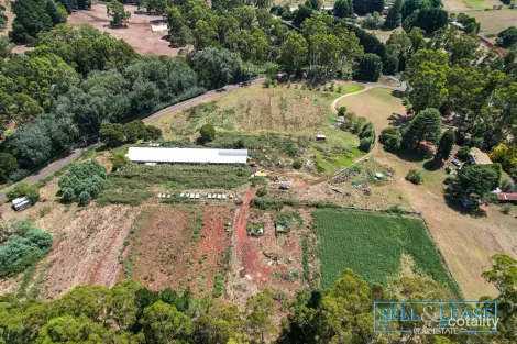 Property photo of 159 Monbulk-Seville Road Silvan VIC 3795