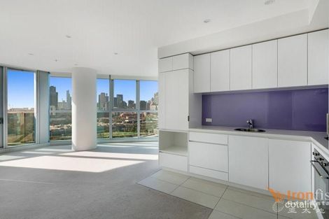 Property photo of 1602/231-245 Harbour Esplanade Docklands VIC 3008