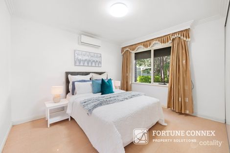 Property photo of 26 Lindisfarne Crescent Carlingford NSW 2118