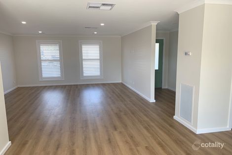 Property photo of 2/149 Birchgrove Crescent Thurgoona NSW 2640