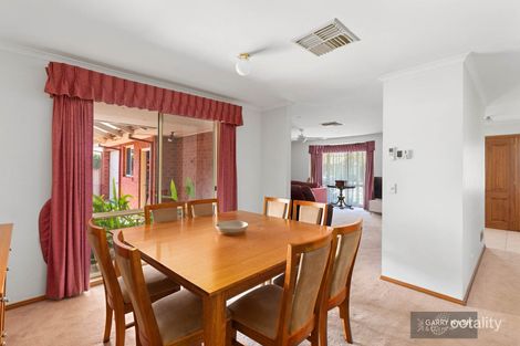 Property photo of 2 Harvard Place Wangaratta VIC 3677
