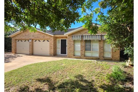 33 Zanthus Dr, Broulee, NSW 2537