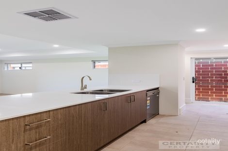 Property photo of 11 Swanson Loop Coodanup WA 6210