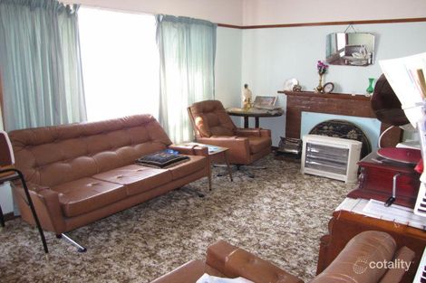 Property photo of 16 Ross Avenue Moe VIC 3825