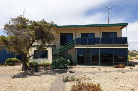 15 Davies Tce, Port Victoria, SA 5573