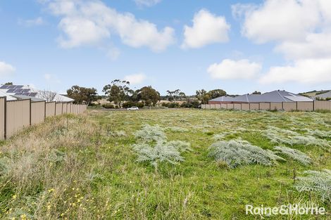 7 Kenthill Ct, Sunbury, VIC 3429