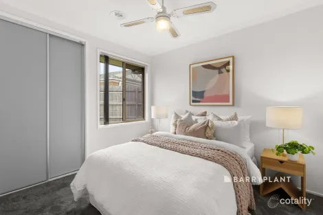 Property photo of 12 Bernard Court Narre Warren South VIC 3805