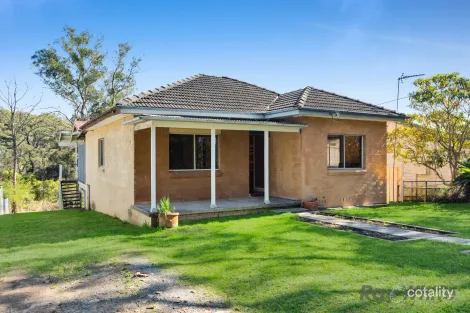 42 West Pde, Buxton, NSW 2571