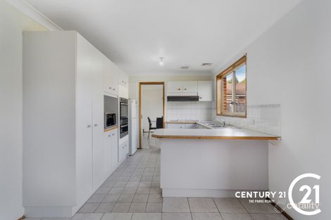 Property photo of 10 Stockdale Crescent Abbotsbury NSW 2176