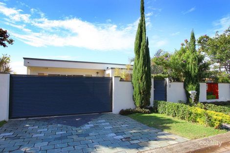 Property photo of 10 Summit Crescent Carrara QLD 4211
