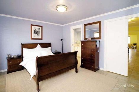 Property photo of 10 Parkview Crescent Hampton East VIC 3188