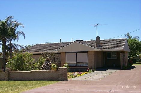 4 Isted Ave, Hamilton Hill, WA 6163