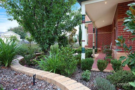 Property photo of 5 Mandurah Chase Berwick VIC 3806