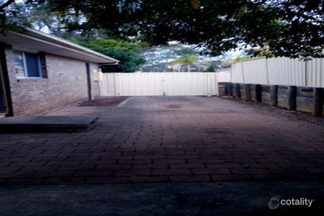 Property photo of 8 Lillyvicks Crescent Ambarvale NSW 2560