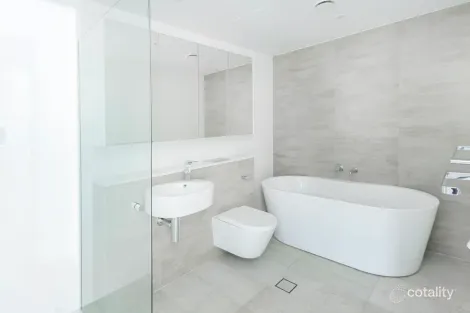 Property photo of 2310/2 Como Crescent Southport QLD 4215
