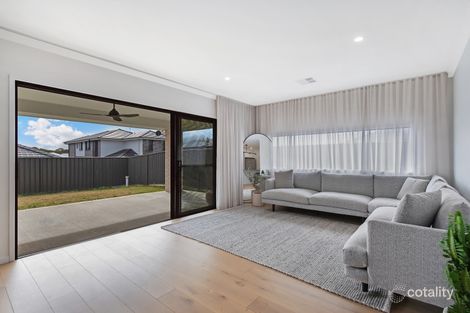 Property photo of 30 McKinnon Street Wyee NSW 2259