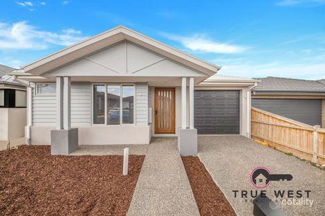25 Lorikeet Cct, Rockbank, VIC 3335