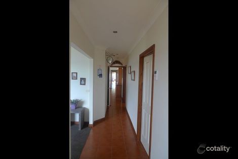 Property photo of 3 Devlin Court Thurgoona NSW 2640