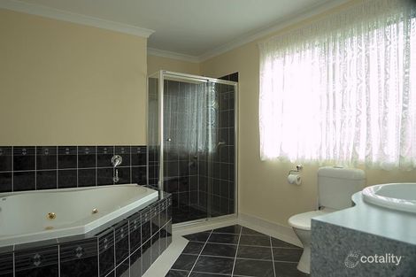 Property photo of 45 Langhorne Crescent Rowville VIC 3178