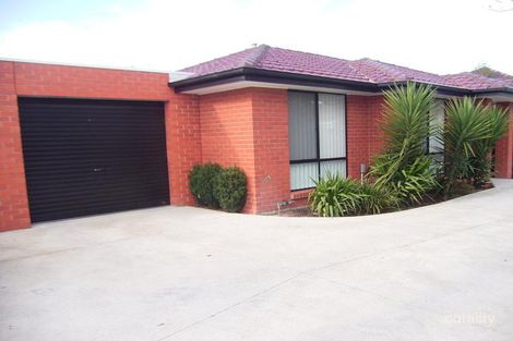 2/7 Lenaro St, Dandenong, VIC 3175