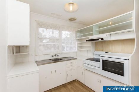 Property photo of 2 Tasman Place Lyons ACT 2606