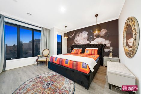 Property photo of 8 Gallant Drive Clyde North VIC 3978